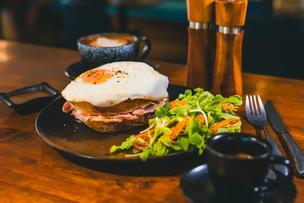 Croque | Salad | Crispy | Sourdough | Creamy | Egg | Mozzarella | Croissant & Ko | Koh Phangan