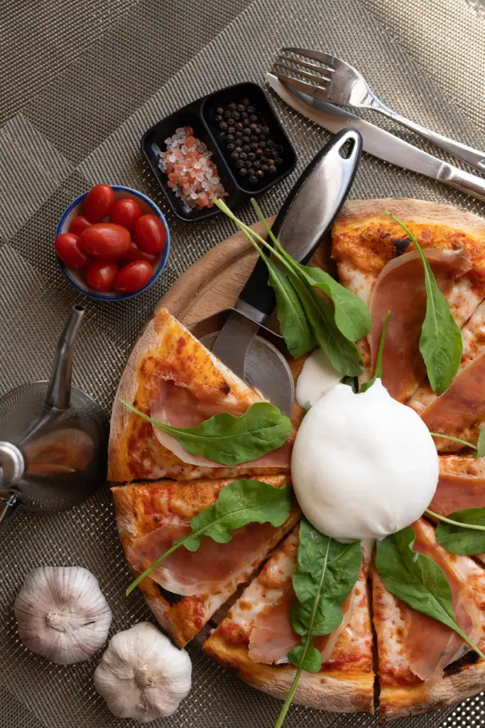 Parma Pizza | Burrata | Fresh | Pizza | Croissant & Ko | Thailand | Koh Phangan