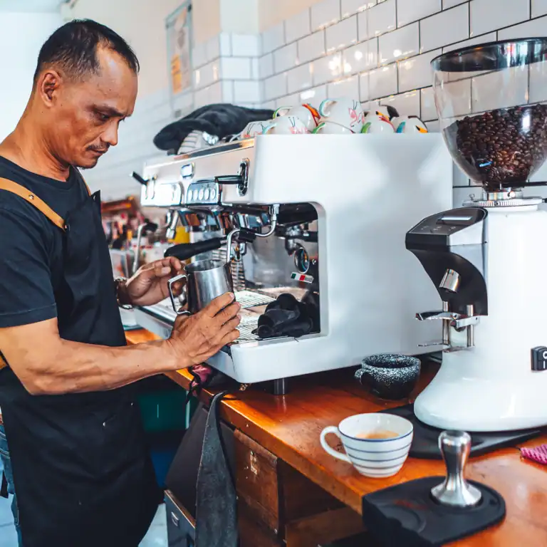 Coffee | Vibrant | Frangant | Creamy | Specialty Coffee | Croissant & Ko | Ko Tao