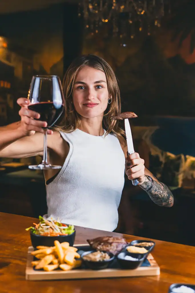 Steak | Salad | Fries | Red Wine | Juicy | Tasty | Tenderloin | Croissant & Ko | Koh Phangan